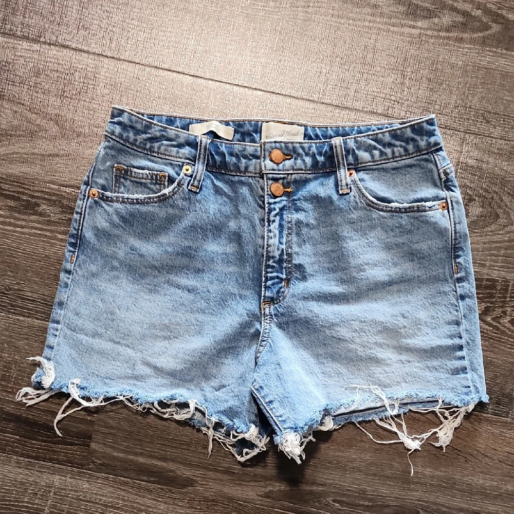 💋 Universal Thread cut off Jean Shorts 💋